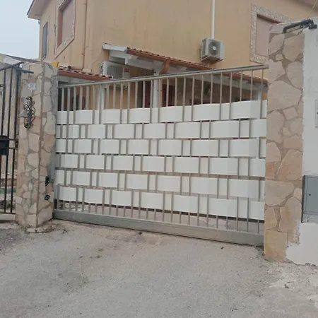 M'arriposu فندق مبيت وإفطار ريالمونتي